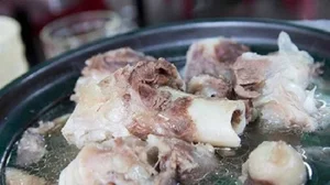 How to Cook Authentic Vietnamese Bun Moc Pork Ball Noodle Soup - image 5