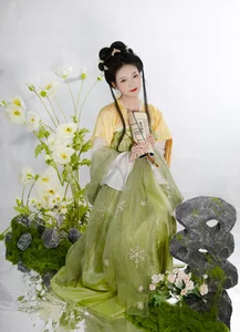 Artistic Vision: YiTuYu Art Language Vol.6599 Featuring Fang Ci Yan - image 13