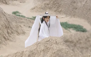 Zhai Xiaowen Captivates Fans with Melancholic Historical Drama Visuals - image 0