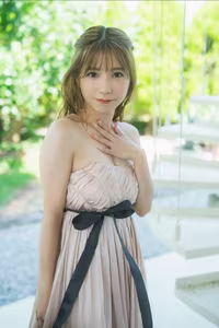 Asaka - FRIDAY Monthly Girl 043: Exclusive Glimpse into Her Never-Before-Seen Photo Collection Part01 - image 10