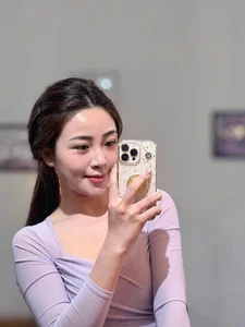 The Ultimate Beauty Poll: Which Vietnamese WAG Takes the Crown for Most Stunning Style and Grace? - image 1
