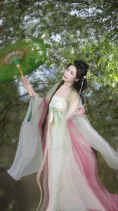YiTuYu Art Language Vol.10606 Featuring Captivating Portraits of A Cheng Cheng - image 12