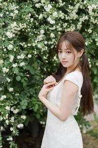 YiTuYu Art Language Vol.9519: Xiao Yi's Elegant Portrait Gallery - image 12