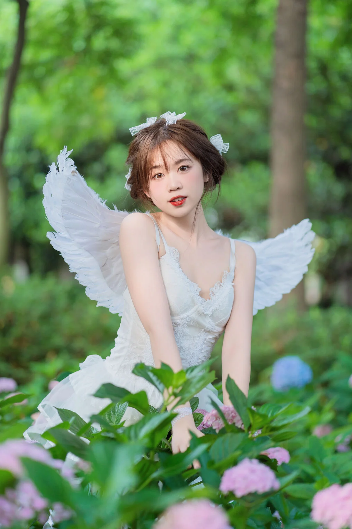 Art Language Vol.6501 Featuring Pao Fu Xiao Fang: Vibrant and Creative Portraiture