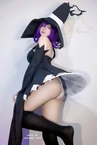 Stunning Meiko Shiraki Cosplay Part 2: Capturing the Iconic Anime Character - image 13