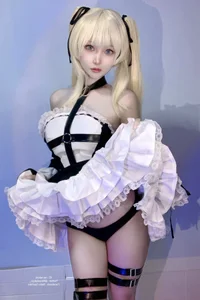 Stunning Meiko Shiraki Cosplay Part 2: Capturing the Iconic Anime Character - image 40