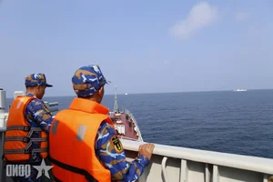 Vietnam and China Navies Complete Successful Joint Patrol and Training - image 8