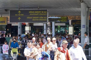 Major Traffic Congestion in Hanoi and HCMC After Tet Holiday Rush - image 5