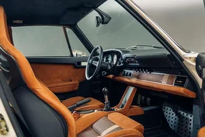 Porsche 911 Restomod: The Perfect Rebirth of a Timeless Classic Icon - image 7