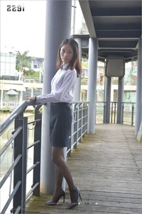 Outdoor Urban Style: Xiao Liu in Black Silk Fashion [IESS 151] - image 60