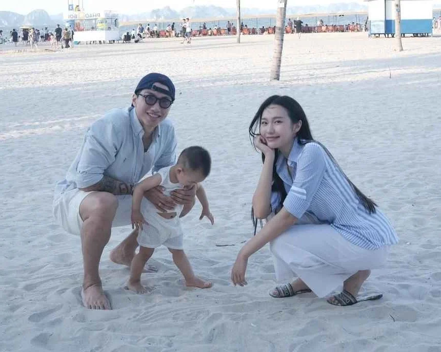 Doan Van Hau's Wife Do Hai My Radiates Beauty One Year Post-Baby