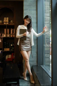IESS Qiu Qiu Charming Career Line Collection Elegant Professional Style Gallery - image 23