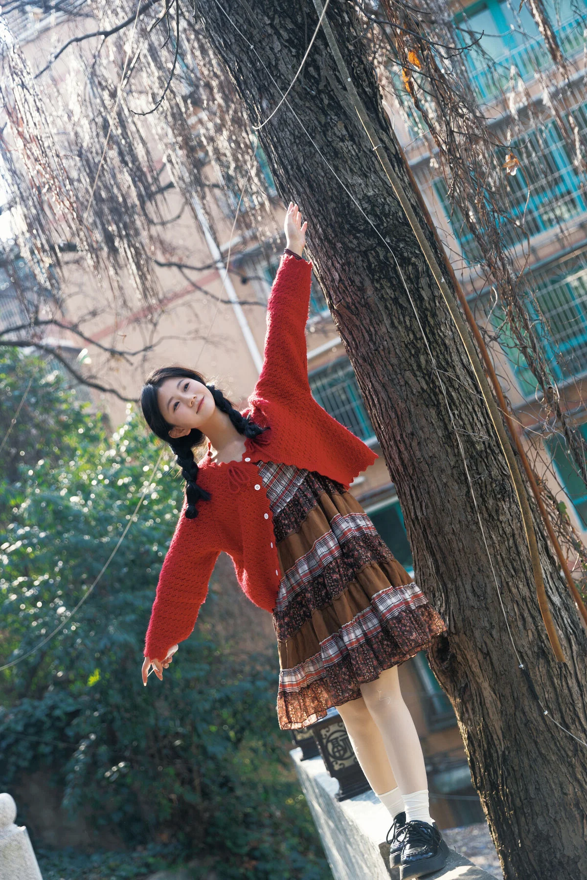 YiTuYu Art Language Vol.6567: Minimalist Beauty with Rou Song Bao
