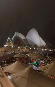 Vietnamese Stars Celebrate Tet Abroad: Chi Pu in Australia, Thao Nhi Le Travels in Style - image 18