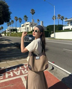 Vietnamese Stars Celebrate Tet Abroad: Chi Pu in Australia, Thao Nhi Le Travels in Style - image 20