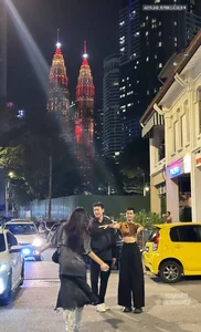 Vietnamese Stars Celebrate Tet Abroad: Chi Pu in Australia, Thao Nhi Le Travels in Style - image 5