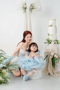 Vietnamese KOL News: Ba Nhan's Daughter Receives Generous Gifts as Quynh Tran JP's Absence Sparks Discussion - image 2