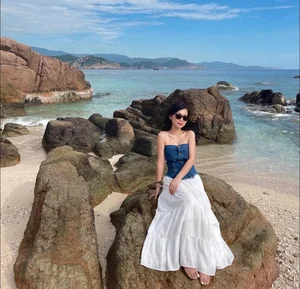Exploring Vinh Hy Bay: Should You Choose a Guided Tour or Solo Adventure? - image 9