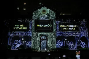 Spectacular 3D Mapping Show Marks 79th Anniversary of Vietnam Information Sector - image 0
