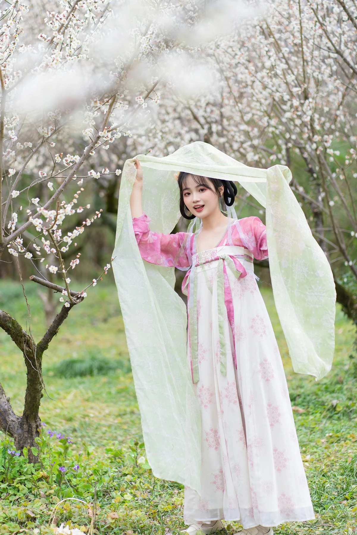 Artistic Expressiveness in YiTuYu Art Language Vol.5871 Featuring Xiao Ou O