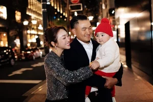 Ho Ngoc Ha Steals the Spotlight with Daring Fashion Statement - image 1