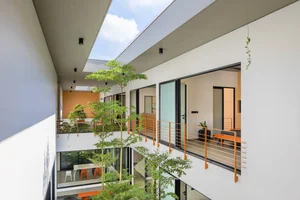 40 Stunning Ideas for Indoor Trees Under Glass Skylights - image 22