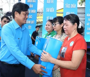 Ho Chi Minh City Launches High Productivity and Income Campaign - image 6