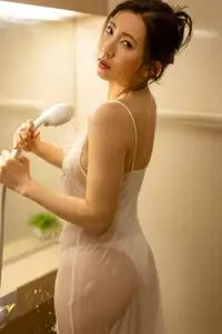 Hikari Hime Bathed in Light: Natural Beauty & Captivating Gaze - Tukuku - image 5