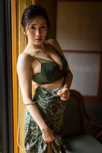 Hikari Hime Bathed in Light: Natural Beauty & Captivating Gaze - Tukuku - image 7