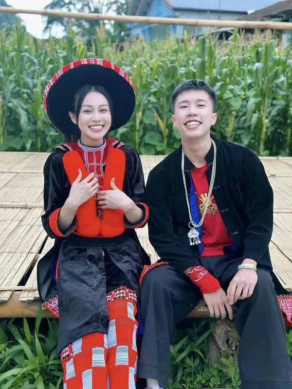 Stunning Real-Life Beauty of Thu Ha Ceri: The Actress Van Dung Handpicked for Her Son