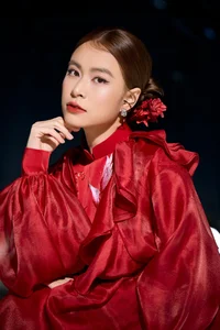 The Elite Vietnamese Artist Setting Showbiz Standards Without Releasing New Albums - image 1