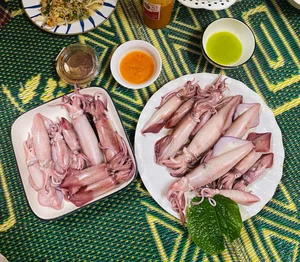 Unique Jumping Squid Market: Where Freshness Trumps the Scale in Vietnam - image 0