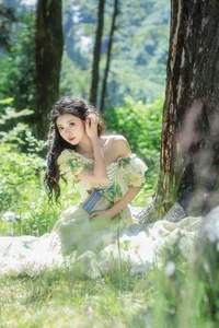 Elegant Expressions: YiTuYu Art Language Vol.10343 Lu Li Portrait Collection - image 11