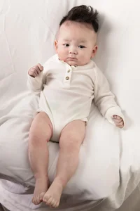 Phuong Trinh Jolie Shares Adorable Photos of Her Six-Month-Old Son - image 2