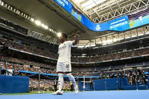 Emotional Debut: Brazil’s Wonderkid Endrick Breaks Into Tears at Real Madrid Unveiling - image 8