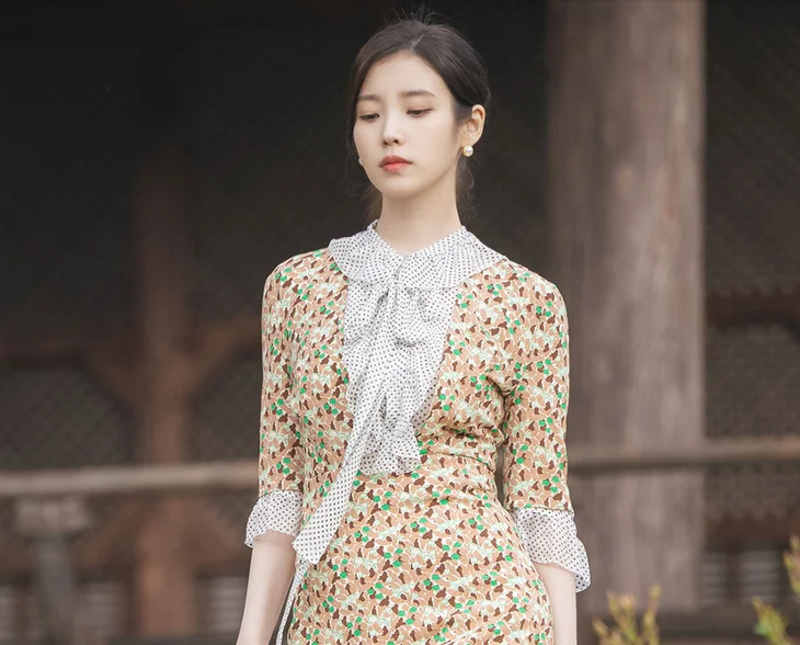 K-Pop Star IU’s Surprising Diet Habits: Contrasting Her Real Life with Her Glamorous On-Screen Heiress Roles