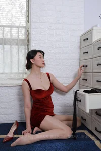 Qiu Qiu: The Radiant Red Dress Goddess in the Latest IESS Photography Feature - image 58