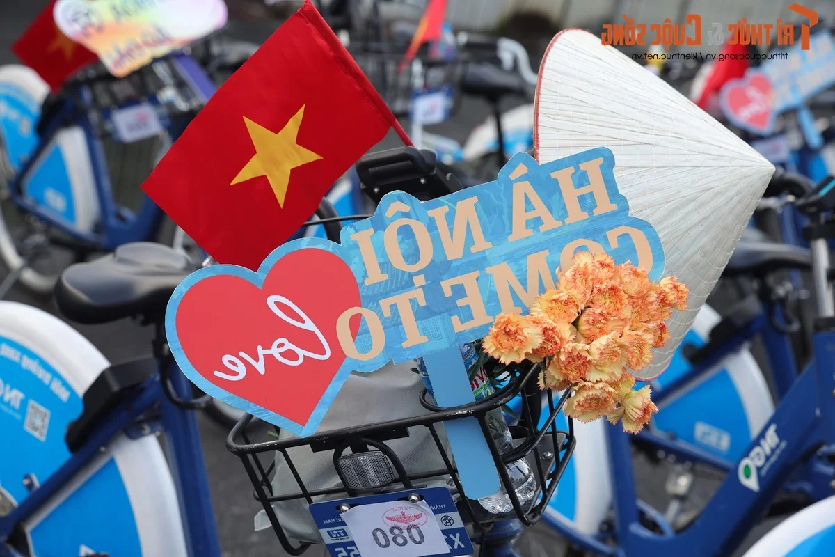 Ao Dai Journey: Connecting Hanoi's Tourism with Cultural Heritage