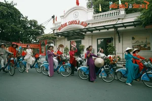 Ao Dai Journey: Connecting Hanoi's Tourism with Cultural Heritage - image 6