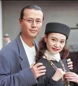 The Tragic Romance of Leanne Liu and Liu De-kai: Where Is the Classic Qiong Yao Star Now? - image 9