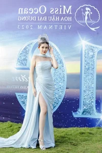 Stunning Pregnant Vietnamese Celebrities Rocking High Heels Despite Maternity Challenges - image 6