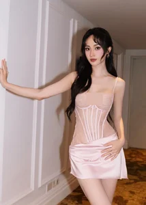 Runner-up Vu Thuy Quynh Stuns in New Photoshoot: Looking Like a 'Living Doll' - image 6