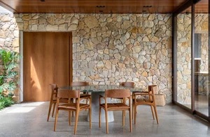 Inside the Viral 360-Degree Balcony House Featured in Major US Architecture Publications - image 4