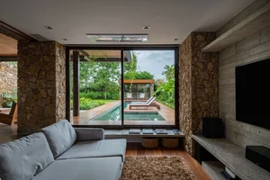 Inside the Viral 360-Degree Balcony House Featured in Major US Architecture Publications - image 3