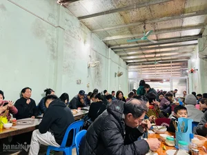 Pho Trang Kim: The Legendary Handmade Noodle Soup of Ha Giang's Highlands - image 11