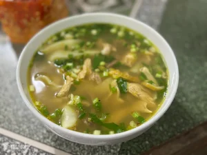 Pho Trang Kim: The Legendary Handmade Noodle Soup of Ha Giang's Highlands - image 4