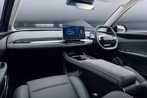 2026 VinFast VF8 Launch in Vietnam: New Features and Competitive Pricing at 999 Million VND - image 8