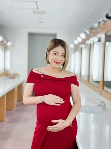 MC Hoang Linh Inspires with Stunning Pregnancy Photoshoot and Bold Tattoos - image 2