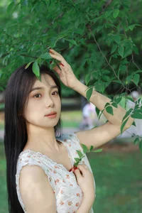 Exploring Artistic Intimacy with Wo Bu Shua Niao in YiTuYu Vol.6990 - image 2