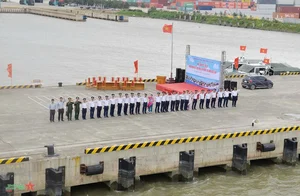Vietnam Coast Guard Ship CSB 8004 Embarks on Diplomatic Mission to South Korea - image 3
